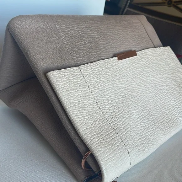 VGC TED BAKER LONDON 100% BOVINE LEATHER SHOULDER BAG/CLUTCH W ROSE GOLD HW - Picture 15 of 17